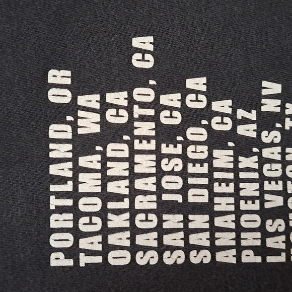 Vintage N’Sync Celebrity Tour 2002 Tour Tshirt Made In USA Size L Band Tshirt - Picture 9 of 11